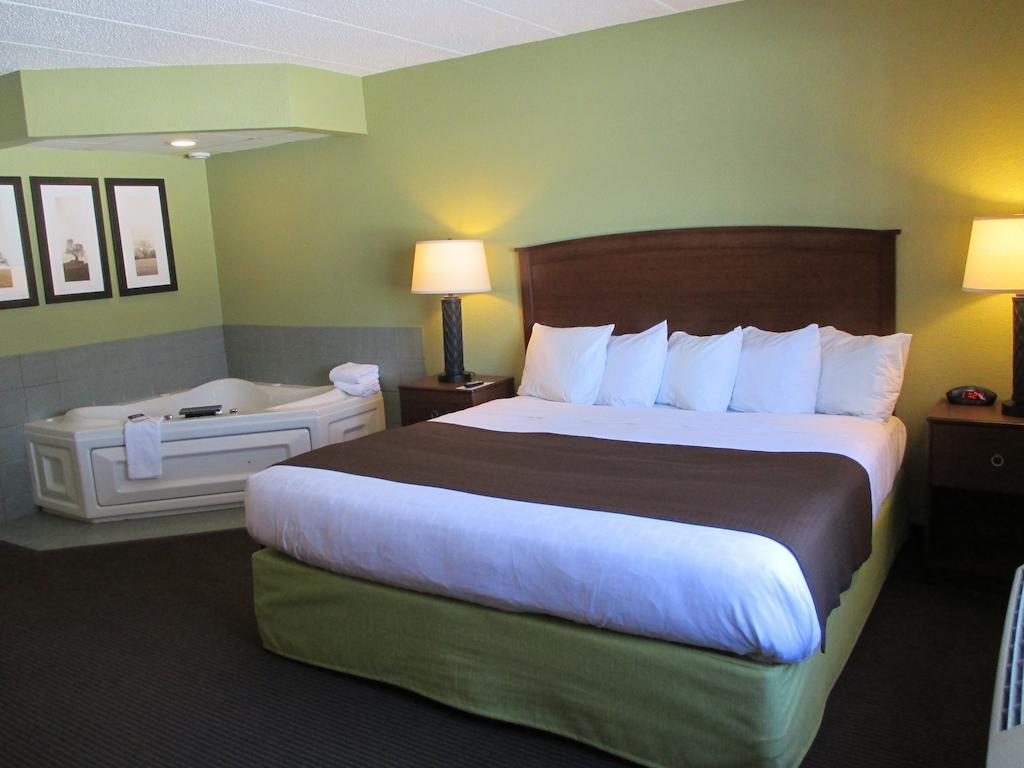 Cobblestone Hotel & Suites - ויסקונסין ראפידס מראה חיצוני תמונה