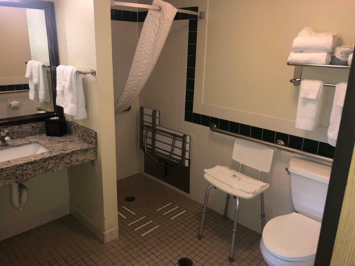 Cobblestone Hotel & Suites - ויסקונסין ראפידס מראה חיצוני תמונה